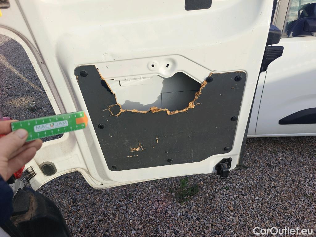  Peugeot  Expert PEUGEOT  / 2016 / 4P / furgón Furgón Premium 1.5 BlueHDi 100 Standard (AC) #30