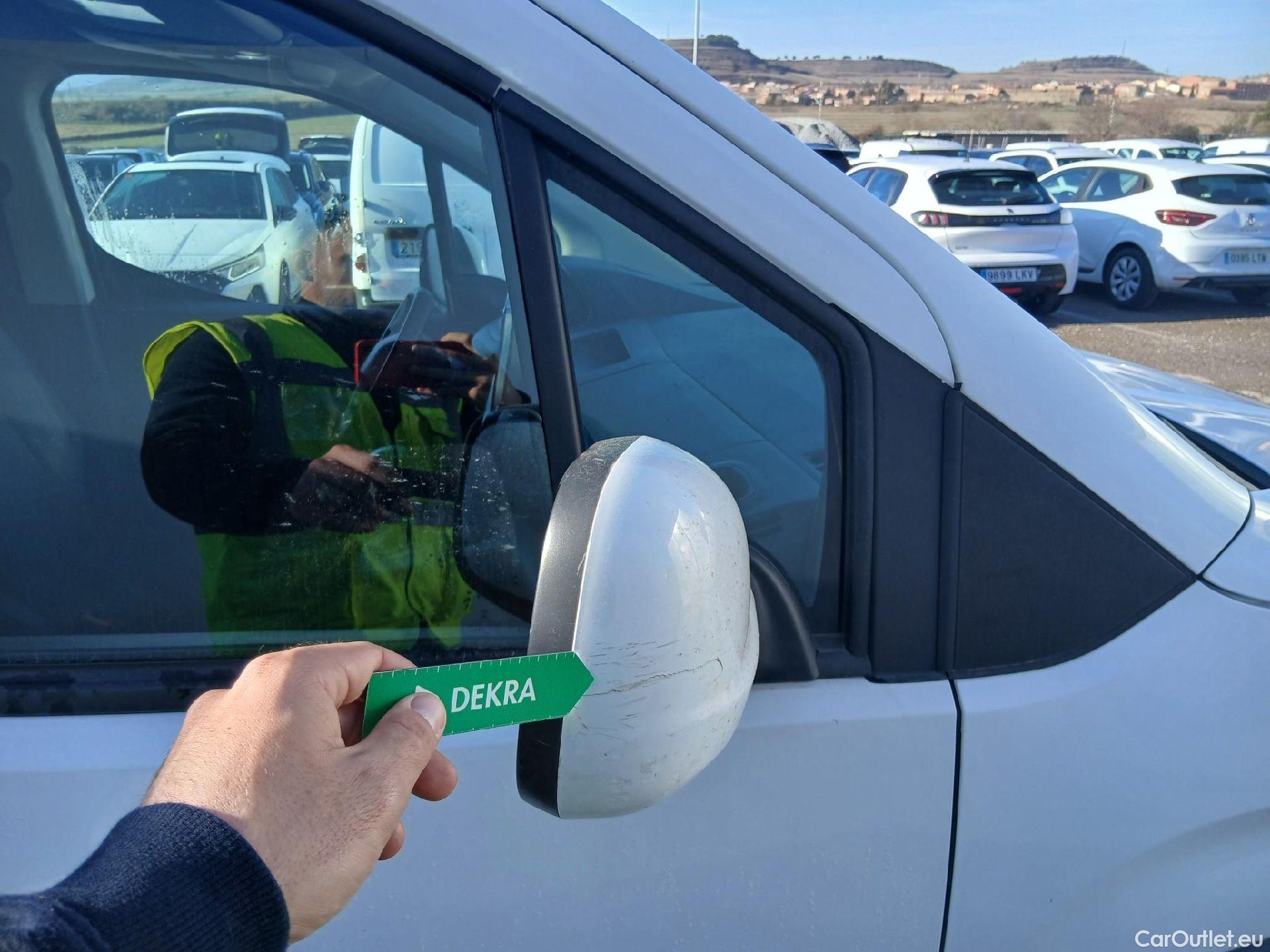  Peugeot  RIFTER PEUGEOT  / 2018 / 4P / combi Active Standard BlueHDi 73kW (IND) (CX2) #32