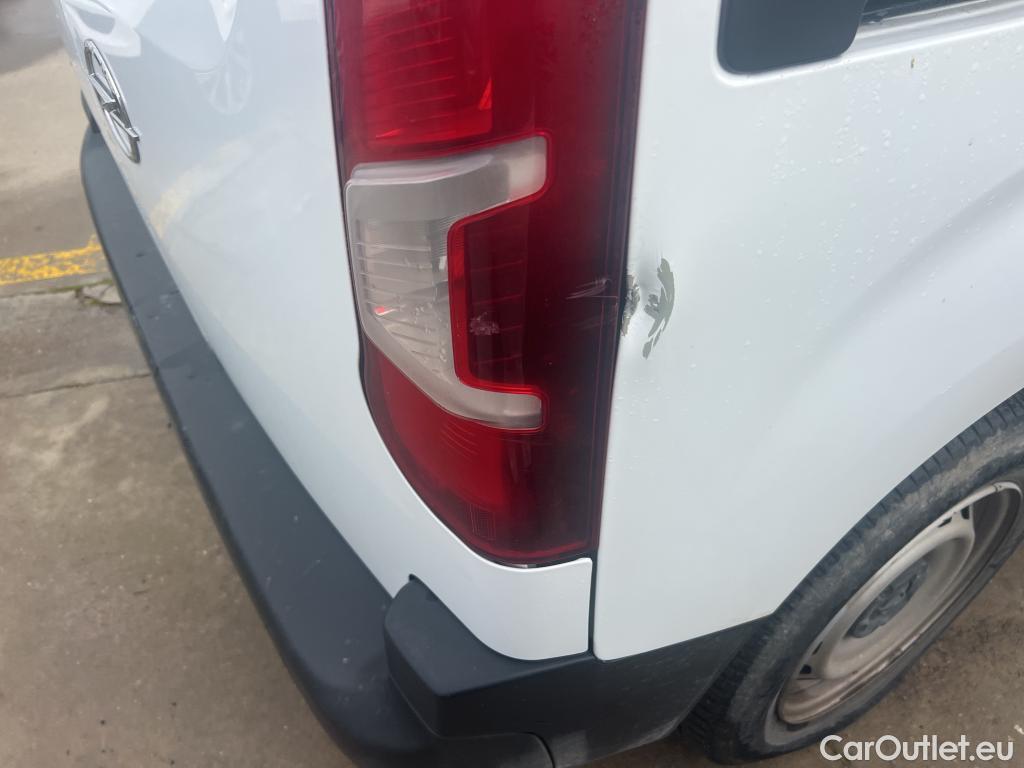  Opel  Combo OPEL  / 2018 / 3P / furgón derivado de turismo 1.5 TD 75kW (100CV) Express L H1 650kg #35