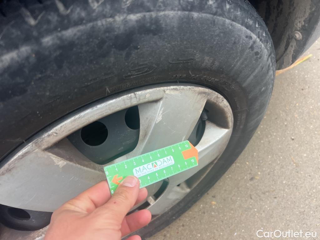  Nissan  NV200 NISSAN NV250 / 2019 / 4P / furgón 2pl 1.5dCi 70 kW (95CV) L2H1 ÓPTIMA #54