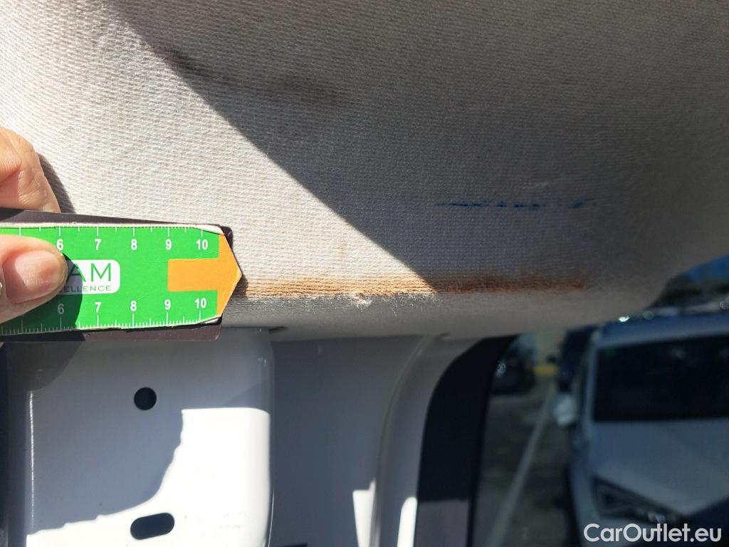  Opel  Vivaro OPEL  / 2019 / 4P / combi 1.5 Diésel 88kW (120CV) M Std Express #51