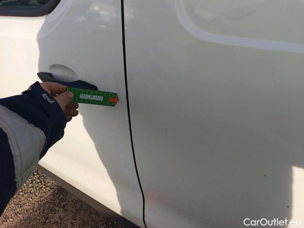  Peugeot  Expert PEUGEOT  / 2016 / 4P / furgón Furgón Premium 1.5 BlueHDi 100 Standard (AC) #34