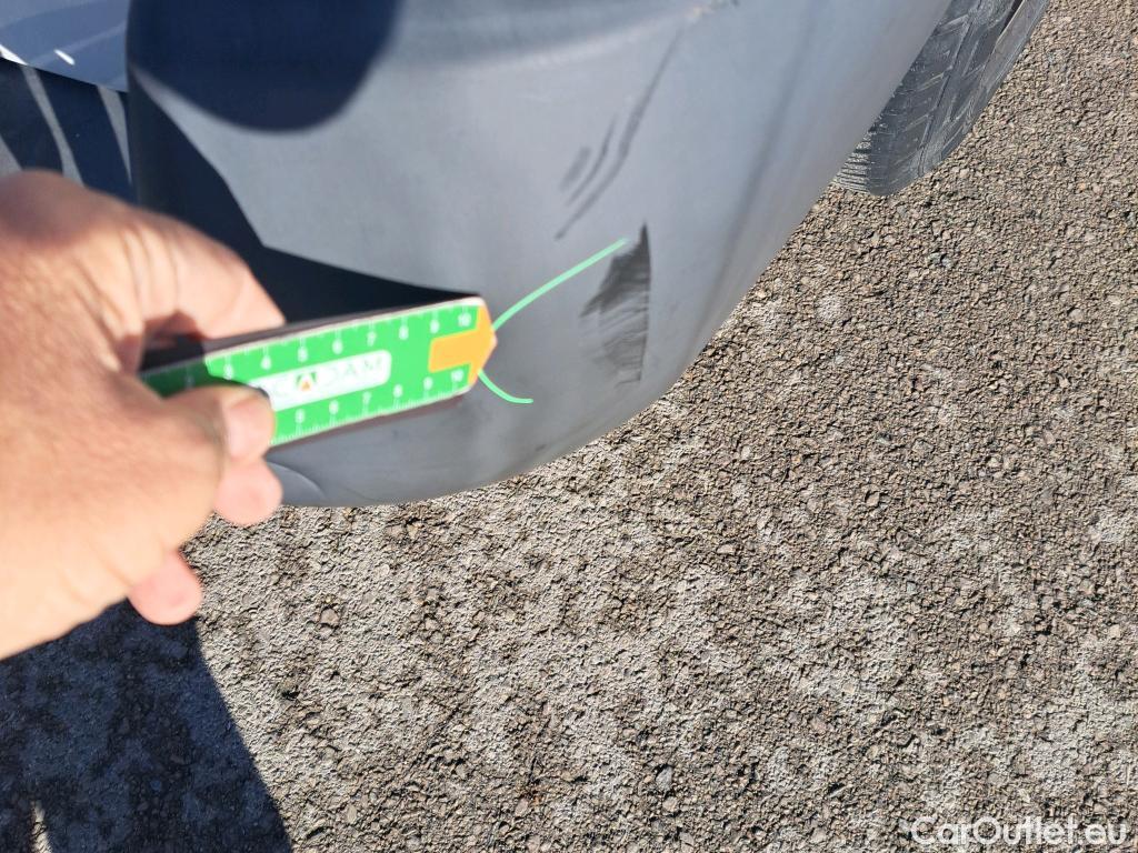  Opel  Vivaro OPEL  / 2019 / 4P / combi 1.5 Diésel 88kW (120CV) M Std Express #37