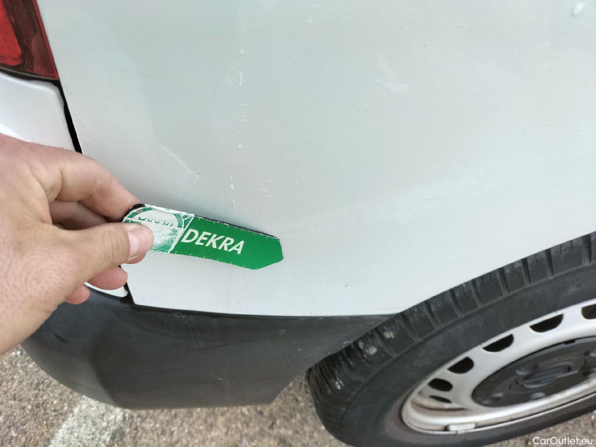  Opel  Vivaro OPEL  / 2019 / 4P / furgón 1.5 Diésel 74kW(100CV)M Std Exp #29