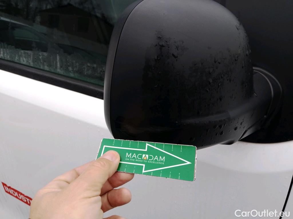  Toyota  Proace TOYOTA  / 2016 / 4P / furgón FU. MEDIO (L1) 2.0D 90kW COMFORT CARGA + #13