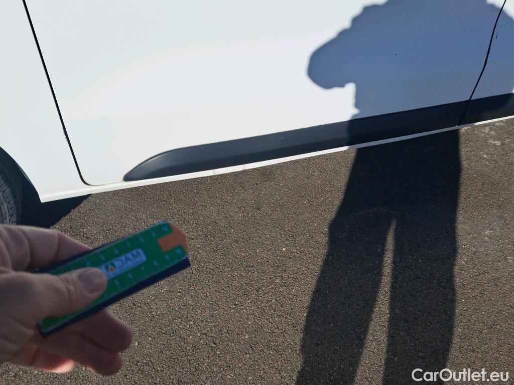  Opel  Vivaro OPEL  / 2019 / 4P / combi 1.5 Diésel 88kW (120CV) M Std Express #21