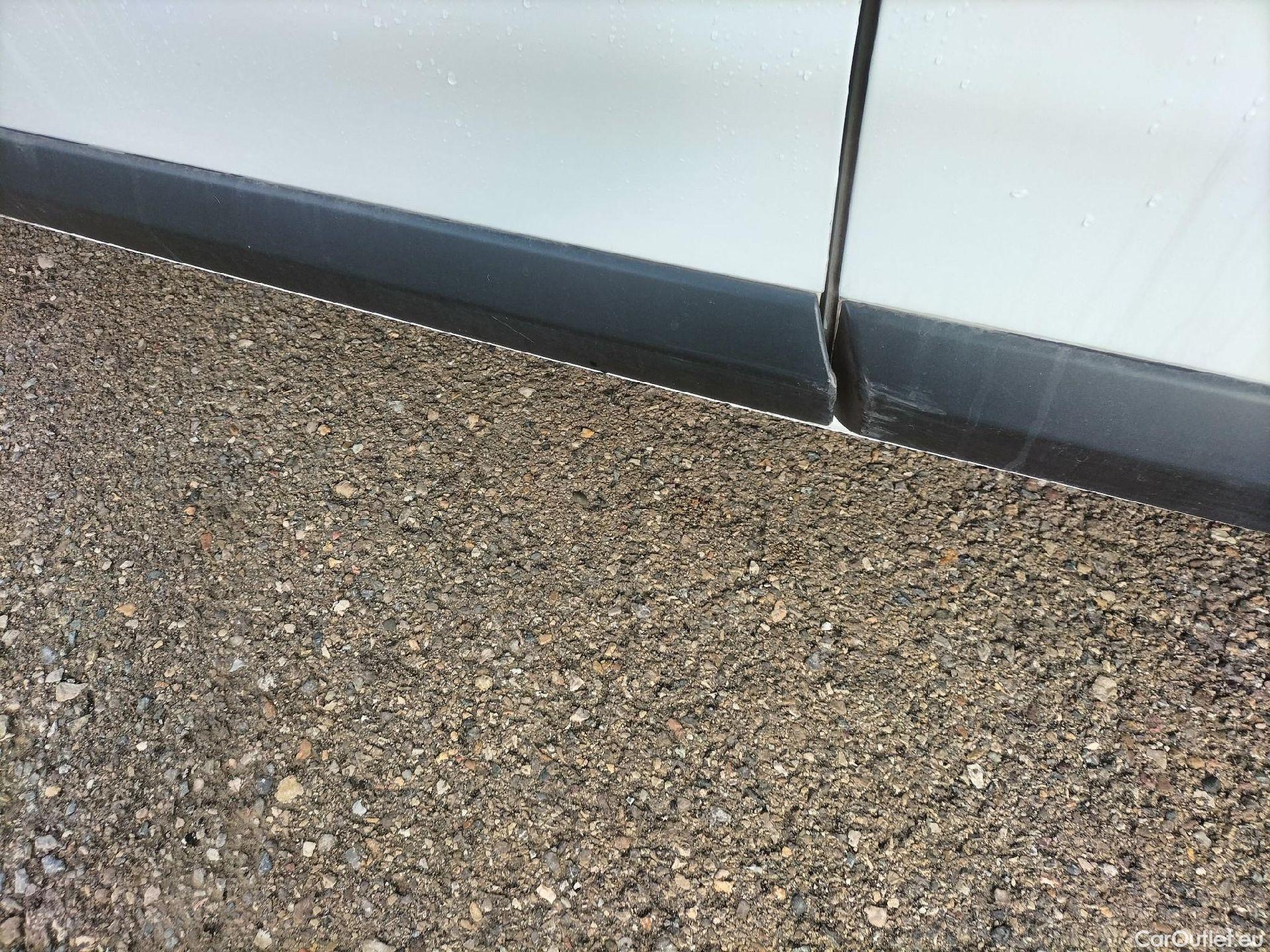  Opel  Vivaro OPEL  / 2019 / 4P / furgón 1.5 Diésel 74kW(100CV)M Std Exp #12