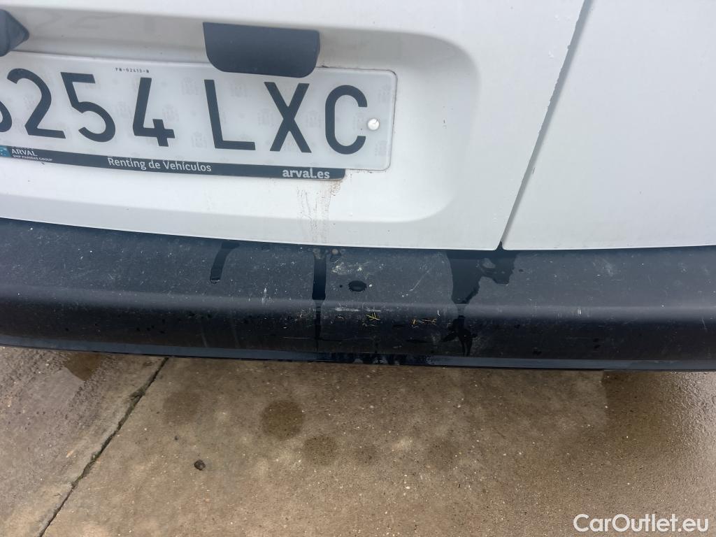  Opel  Combo OPEL  / 2018 / 3P / furgón derivado de turismo 1.5 TD 75kW (100CV) Express L H1 650kg #21