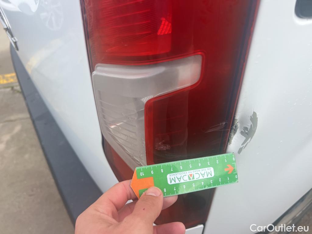  Opel  Combo OPEL  / 2018 / 3P / furgón derivado de turismo 1.5 TD 75kW (100CV) Express L H1 650kg #36