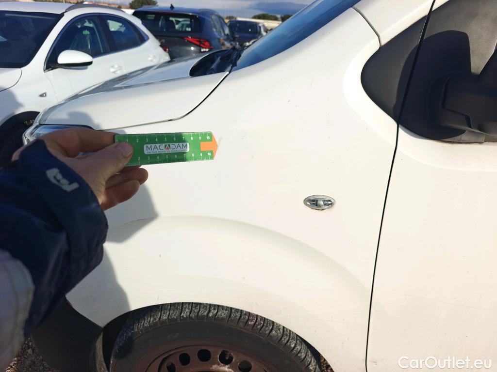  Peugeot  Expert PEUGEOT  / 2016 / 4P / furgón Furgón Premium 1.5 BlueHDi 100 Standard (AC) #50