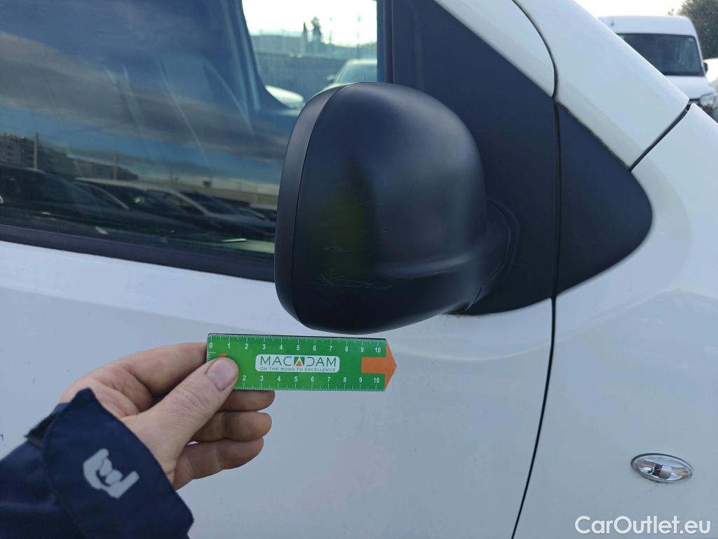  Peugeot  Expert PEUGEOT  / 2016 / 4P / furgón Furgón Premium 1.5 BlueHDi 100 Standard (AC) #64