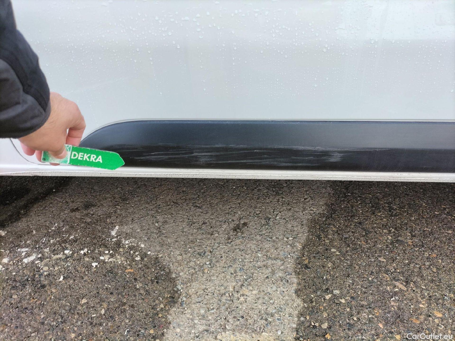  Opel  Vivaro OPEL  / 2019 / 4P / furgón 1.5 Diésel 74kW(100CV)M Std Exp #33