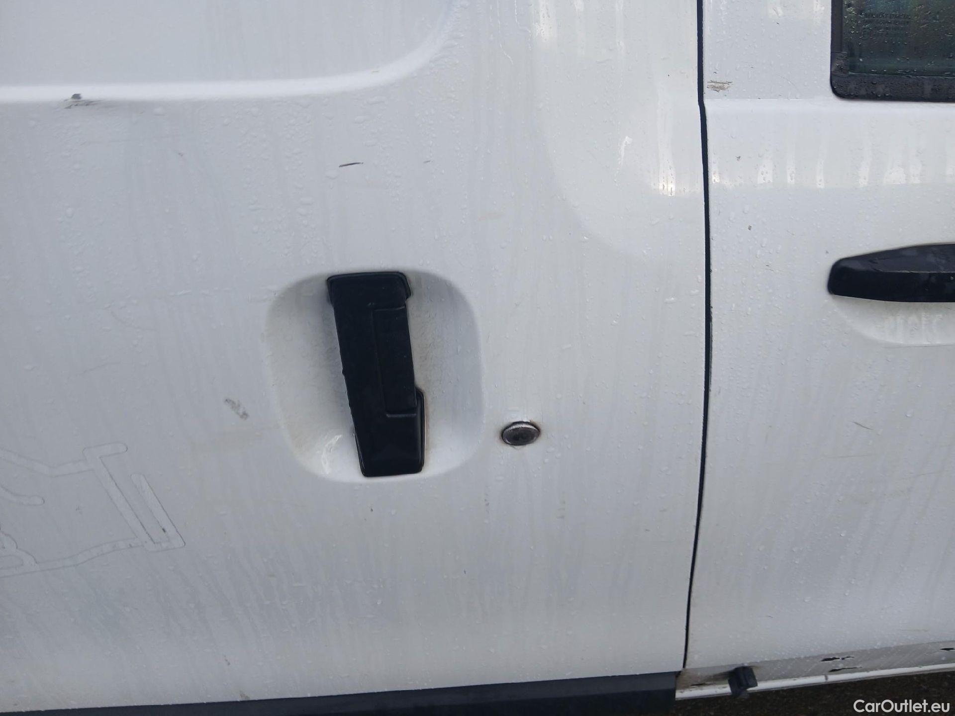  Dacia  Dokker DACIA  / 2013 / 4P / furgón derivado de turismo Van Essential 1.6 80kW (110CV) GLP #32