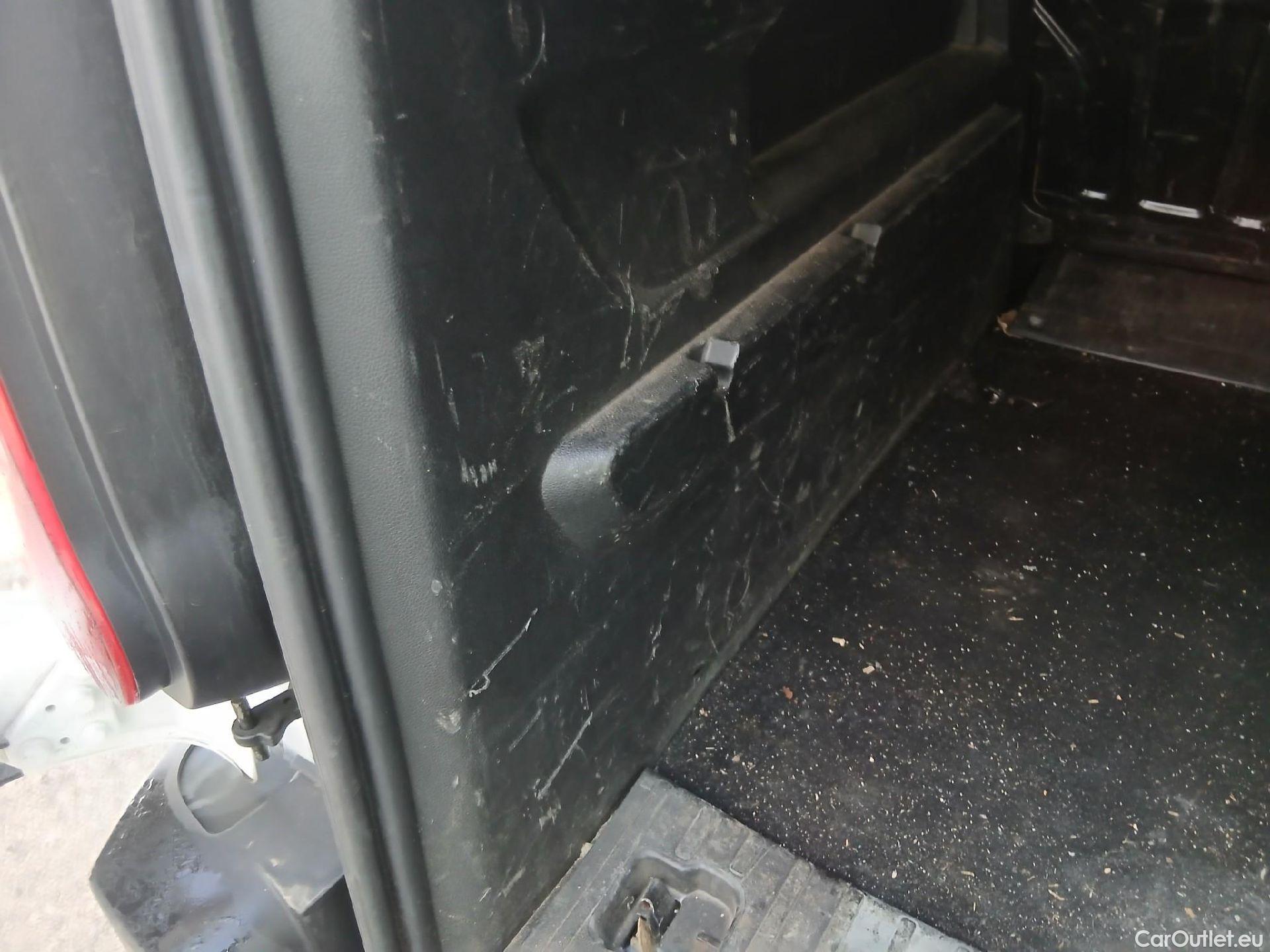  Peugeot  RIFTER PEUGEOT  / 2018 / 4P / combi Active Standard BlueHDi 73kW (IND) (CX2) #43