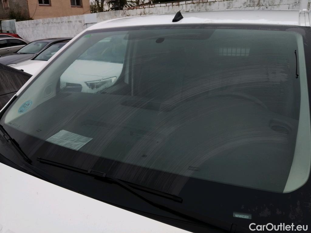  Toyota  Proace TOYOTA  / 2016 / 4P / furgón FU. MEDIO (L1) 2.0D 90kW COMFORT CARGA + #1