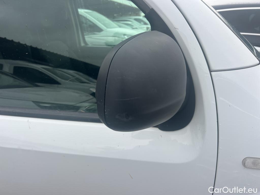  Nissan  NV200 NISSAN NV250 / 2019 / 4P / furgón 2pl 1.5dCi 70 kW (95CV) L2H1 ÓPTIMA #57