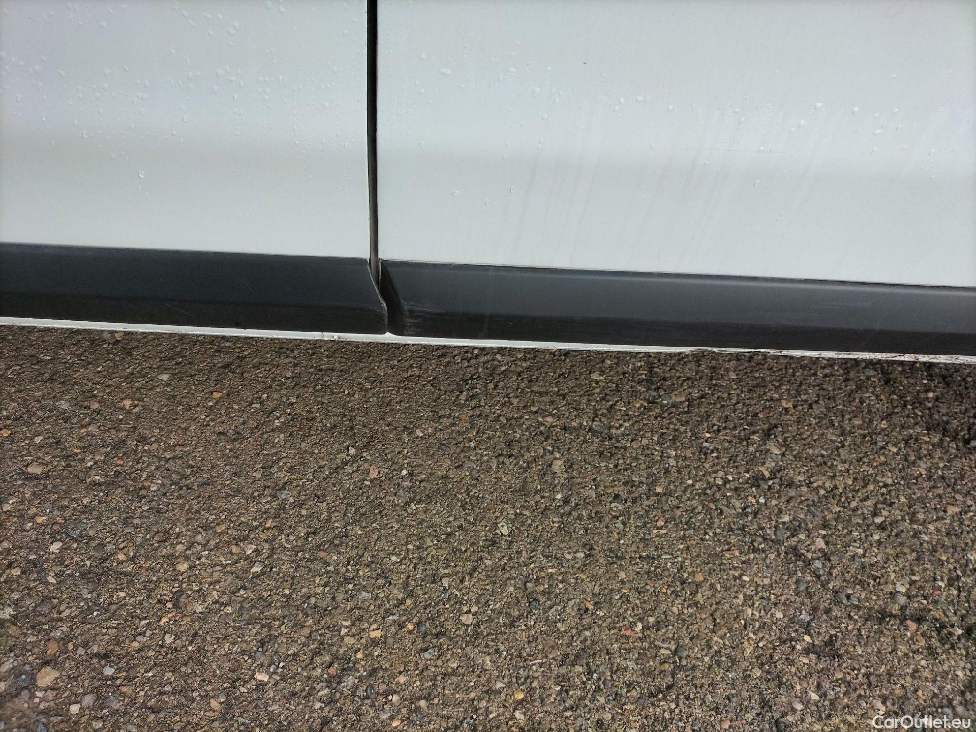  Opel  Vivaro OPEL  / 2019 / 4P / furgón 1.5 Diésel 74kW(100CV)M Std Exp #15