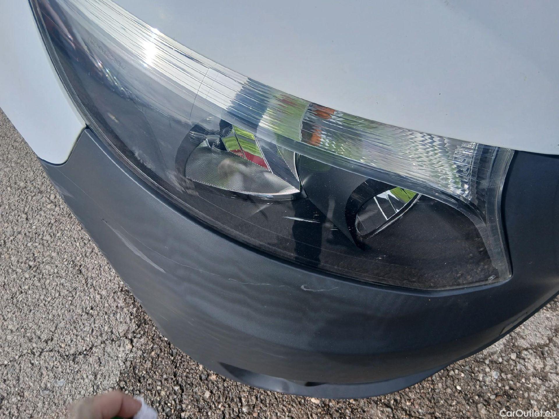  Mercedes  Vito MERCEDES-BENZ  / 2014 / 4P / furgón 111 CDI Larga #5