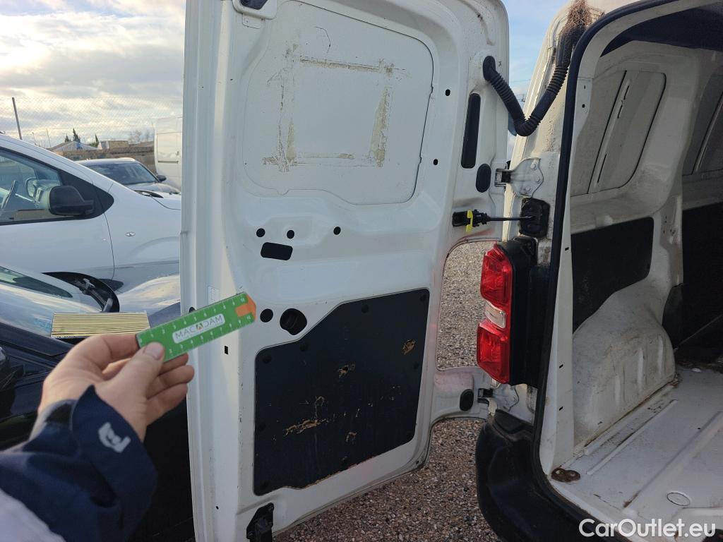  Peugeot  Expert PEUGEOT  / 2016 / 4P / furgón Furgón Premium 1.5 BlueHDi 100 Standard (AC) #20