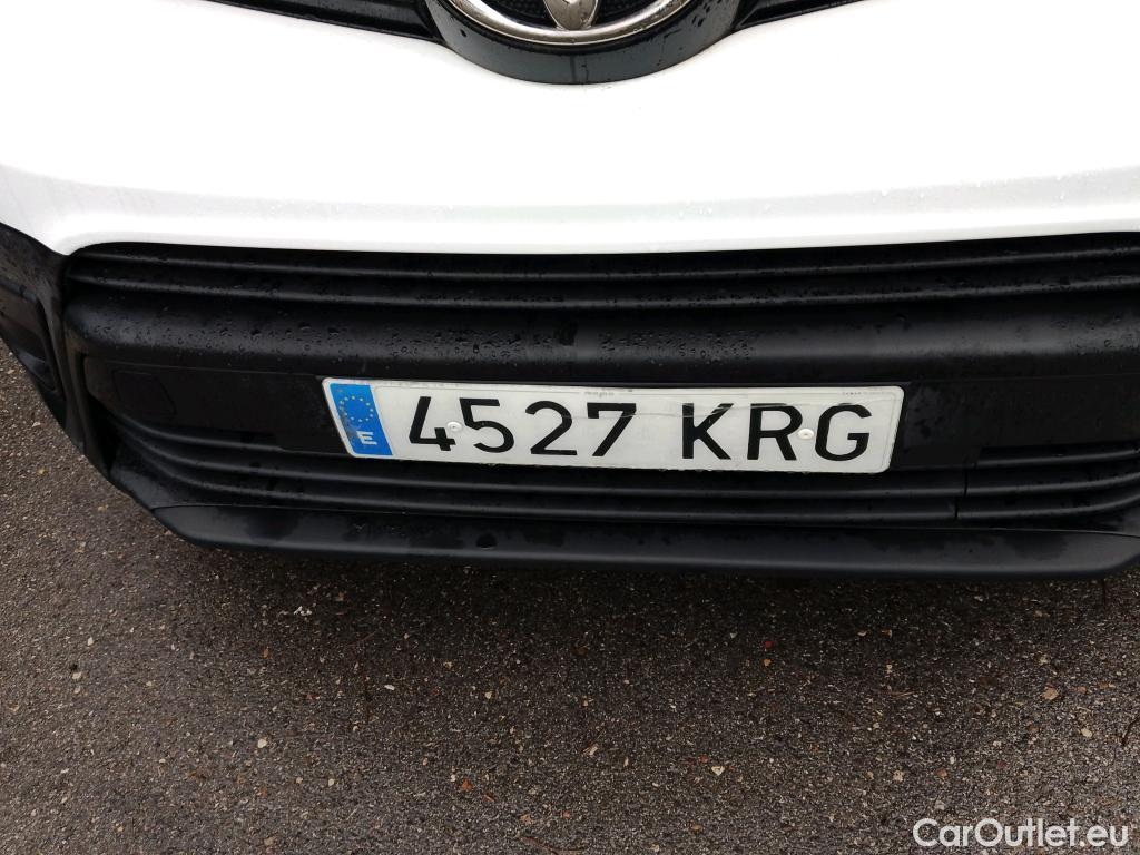  Toyota  Proace TOYOTA  / 2016 / 4P / furgón FU. MEDIO (L1) 2.0D 90kW COMFORT CARGA + #10