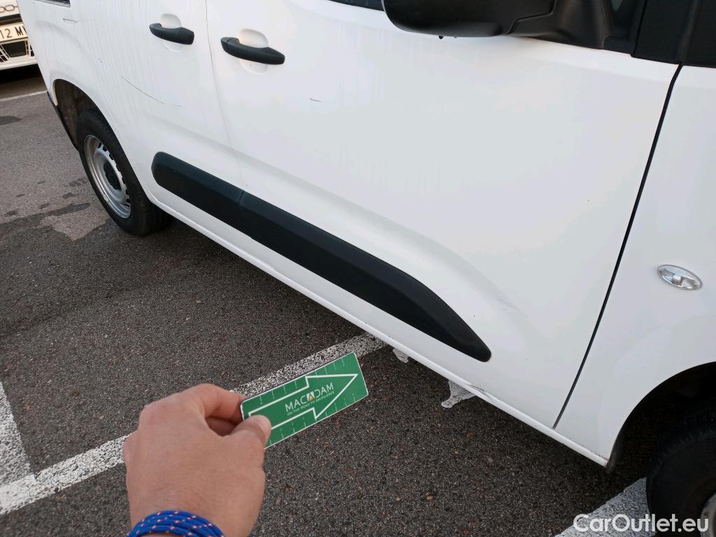  Peugeot  Partner PEUGEOT  / 2018 / 3P / furgón derivado de turismo Pro Standard 600kg BlueHDi 73kW (AC) #20