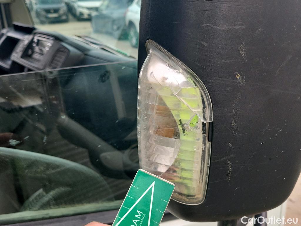  Nissan  NV400 NISSAN NT400 / 2014 / 2P / pick-up de lados abatibles 35.13/2 Básico CAL Cabina Abatible Media #28