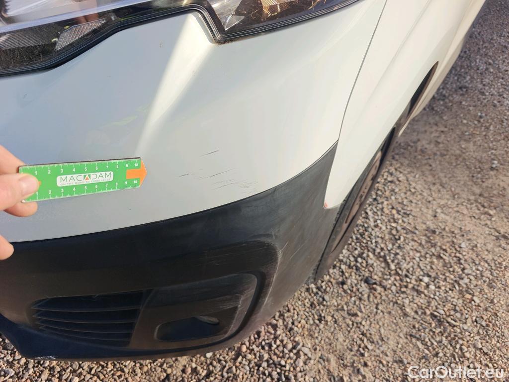  Peugeot  Expert PEUGEOT  / 2016 / 4P / furgón Furgón Premium 1.5 BlueHDi 100 Standard (AC) #49