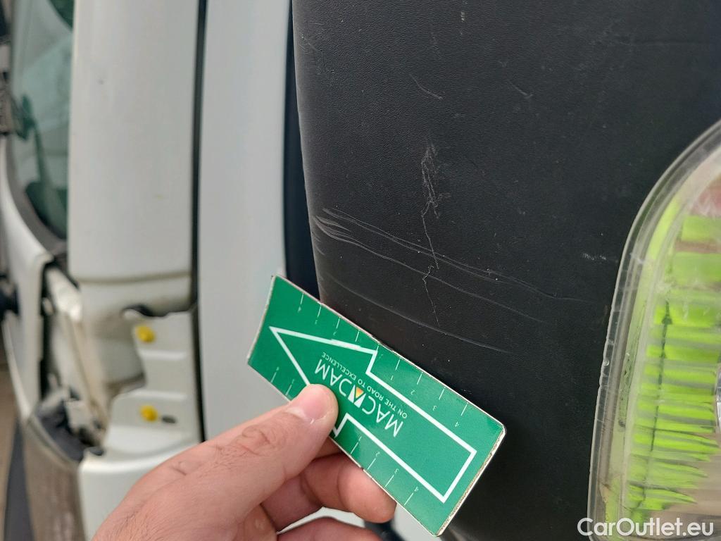  Nissan  NV400 NISSAN NT400 / 2014 / 2P / pick-up de lados abatibles 35.13/2 Básico CAL Cabina Abatible Media #30