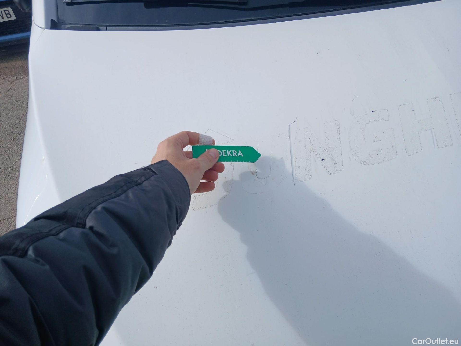  Mercedes  Vito MERCEDES-BENZ  / 2014 / 4P / furgón 111 CDI Larga #2