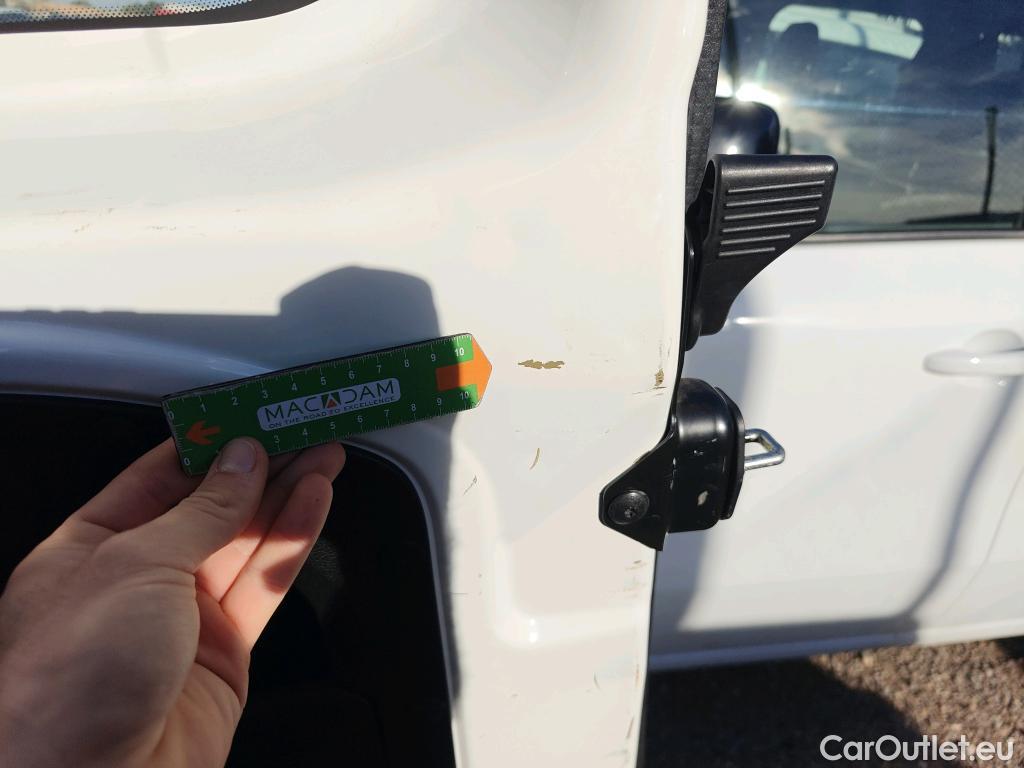  Peugeot  RIFTER PEUGEOT  / 2018 / 4P / combi Access Standard BlueHDi 73kW (AC) #29