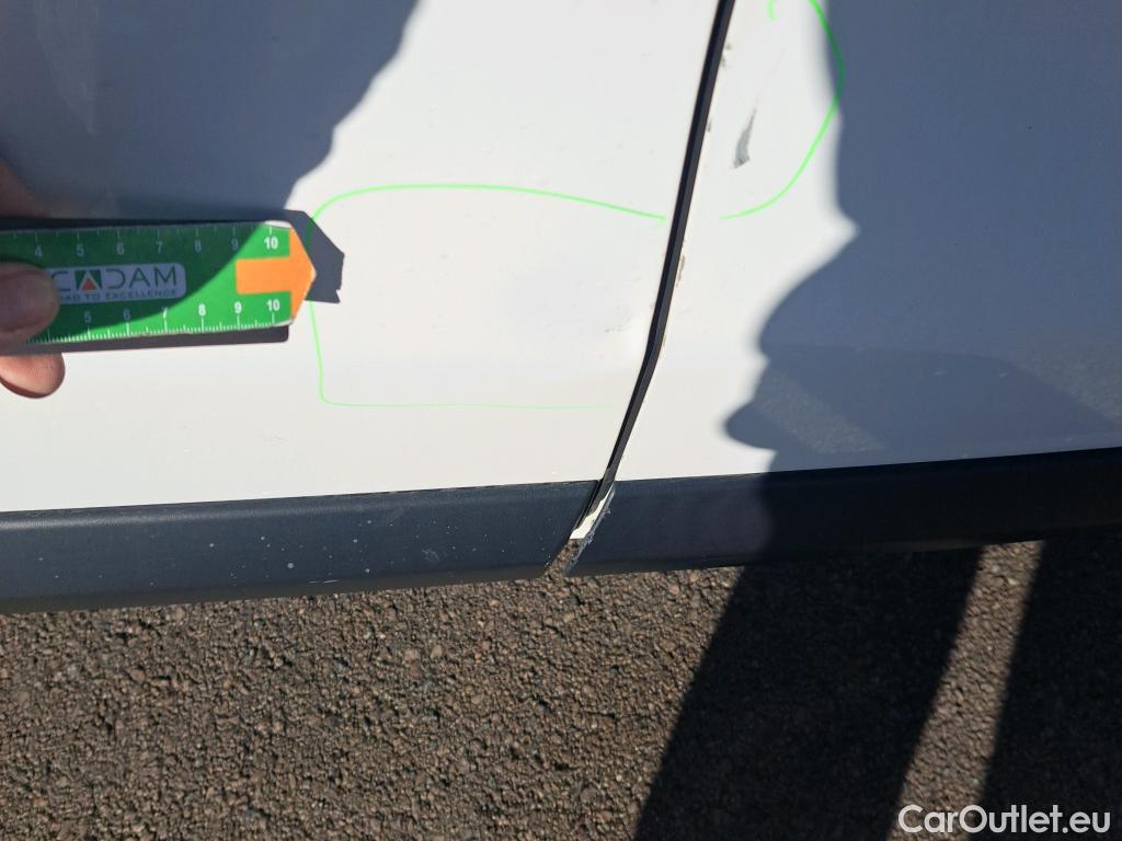  Opel  Vivaro OPEL  / 2019 / 4P / combi 1.5 Diésel 88kW (120CV) M Std Express #17