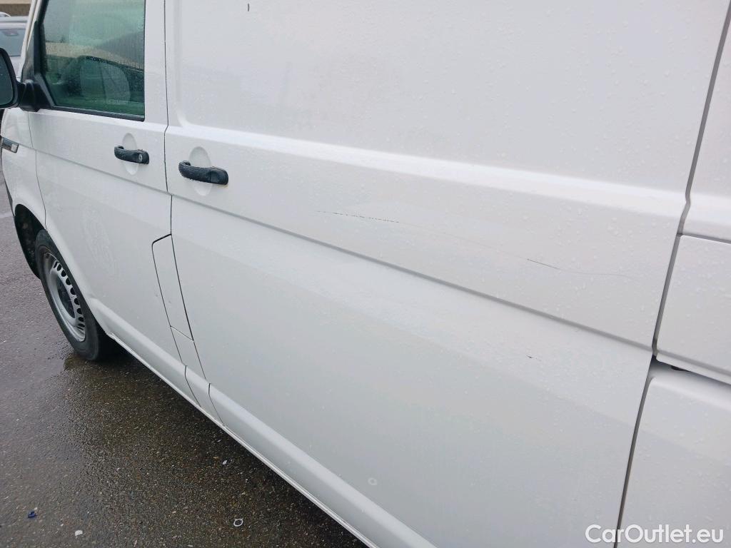  Land Rover  Discovery VOLKSWAGEN Transporter / 2020 / 4P / furgón Furgón Corto TN 2.0 TDI 110kW 4MO #3