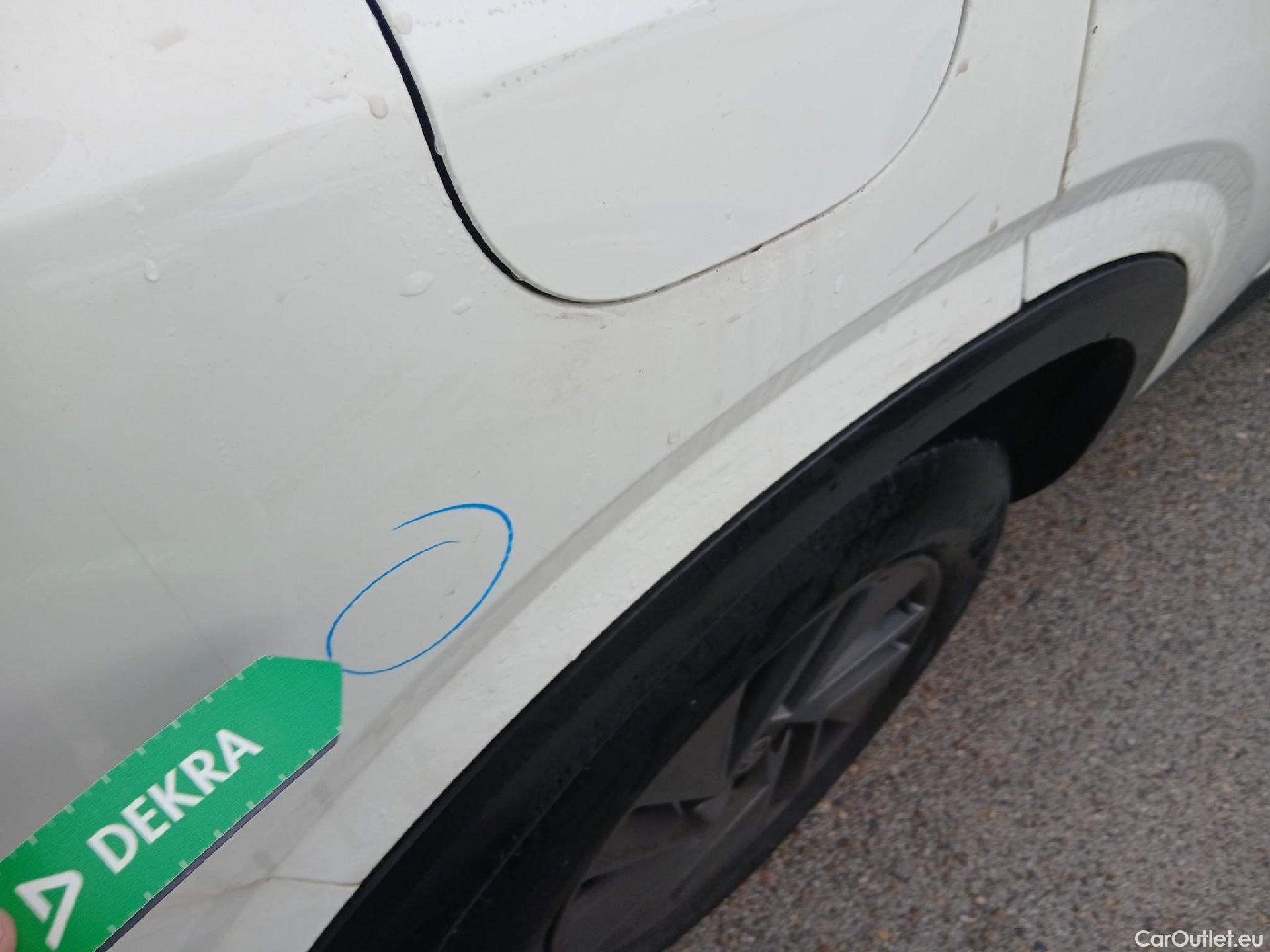  Nissan  Qashqai NISSAN  / 2021 / 5P / todoterreno DIG-T 103kW (140CV) mHEV 4x2 Acenta #19