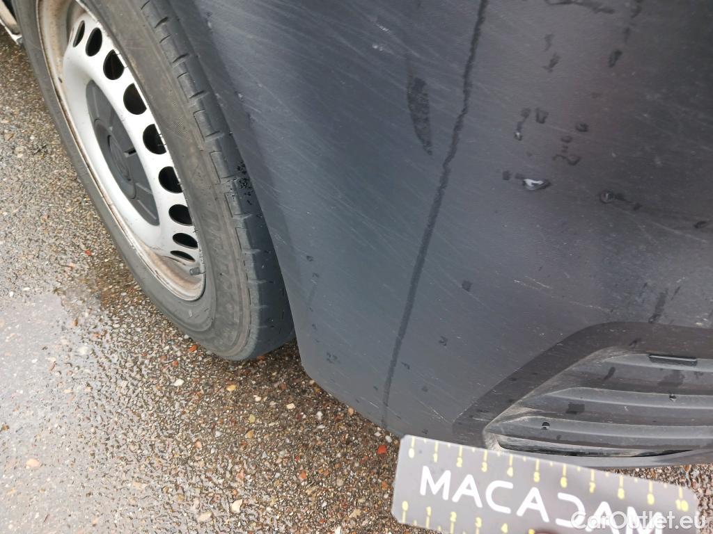  Land Rover  Discovery VOLKSWAGEN Transporter / 2020 / 4P / furgón Furgón Corto TN 2.0 TDI 110kW 4MO #11