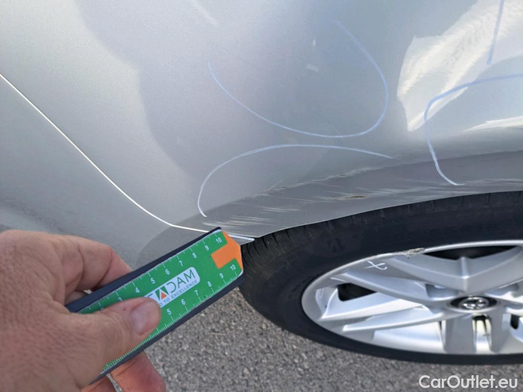  Toyota  Corolla TOYOTA  / 2019 / 5P / familiar 1.8 125H ACTIVE TECH E-CVT TOU SPORT #4