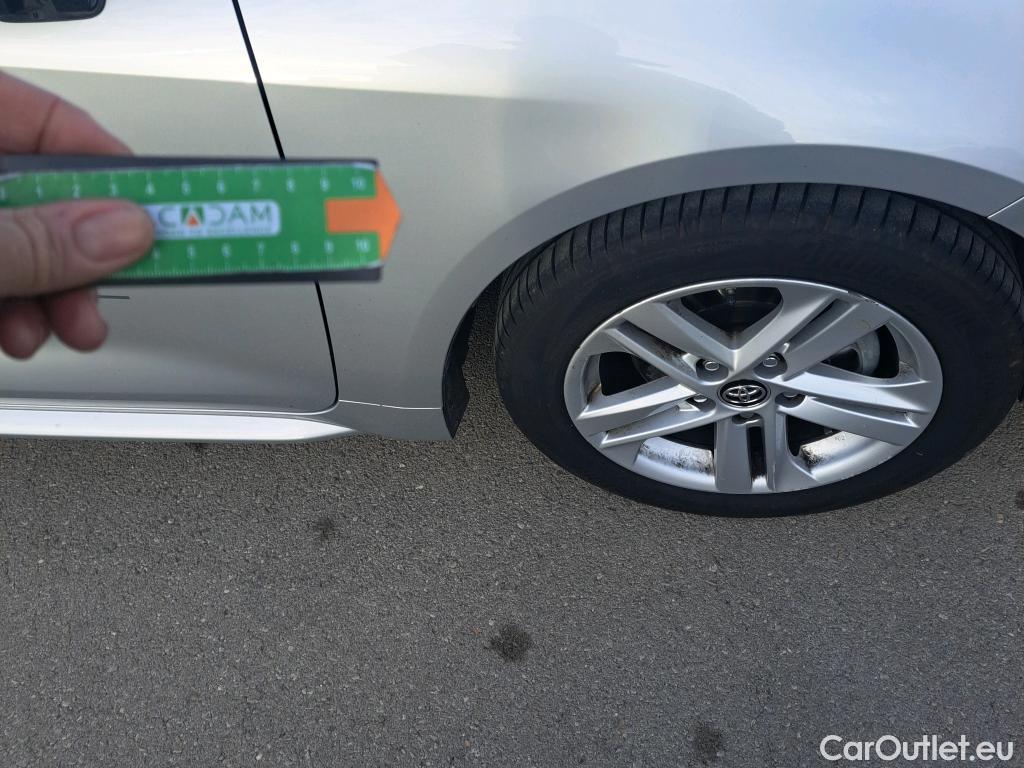  Toyota  Corolla TOYOTA  / 2019 / 5P / familiar 1.8 125H ACTIVE TECH E-CVT TOU SPORT #27