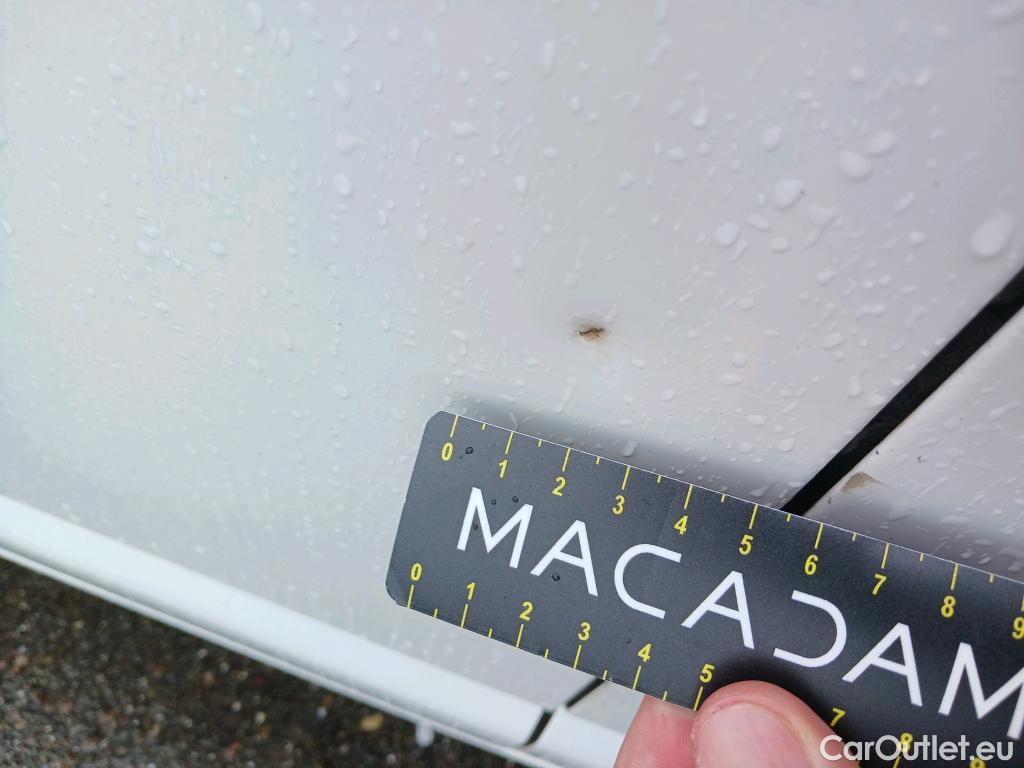  Land Rover  Discovery VOLKSWAGEN Transporter / 2020 / 4P / furgón Furgón Corto TN 2.0 TDI 110kW 4MO #31