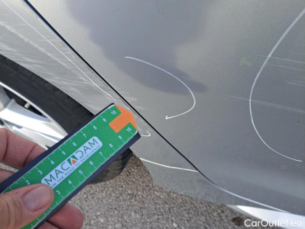  Toyota  Corolla TOYOTA  / 2019 / 5P / familiar 1.8 125H ACTIVE TECH E-CVT TOU SPORT #20