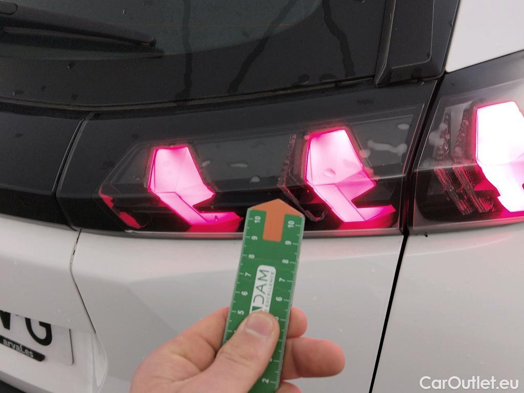  Peugeot  2008 PEUGEOT  / 2019 / 5P / todoterreno Active Puretech 100 S&S BVM6 #4