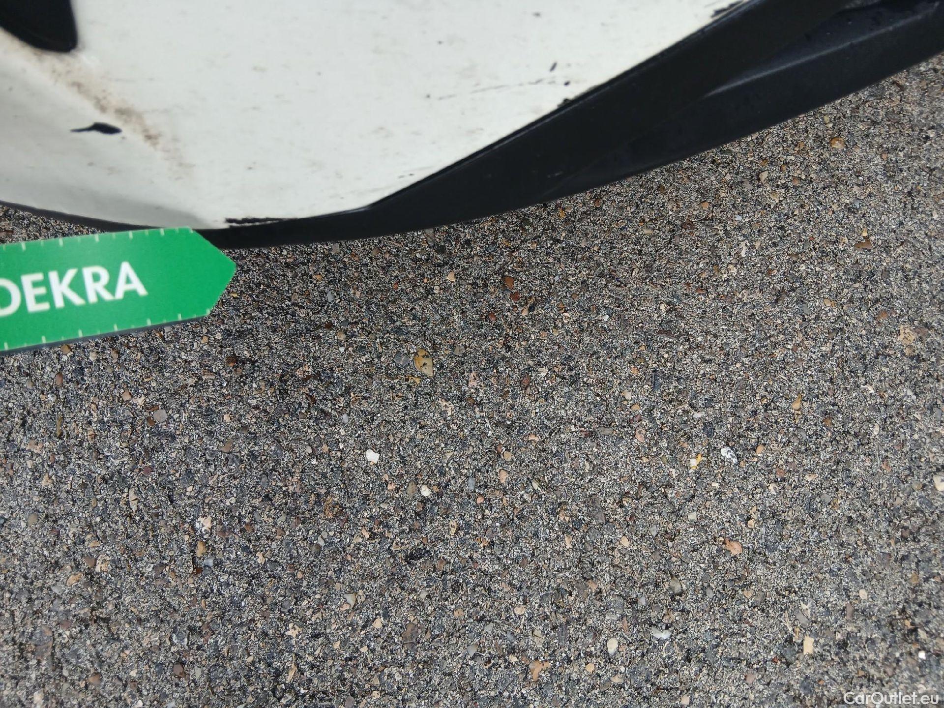  Nissan  Qashqai NISSAN  / 2021 / 5P / todoterreno DIG-T 103kW (140CV) mHEV 4x2 Acenta #10