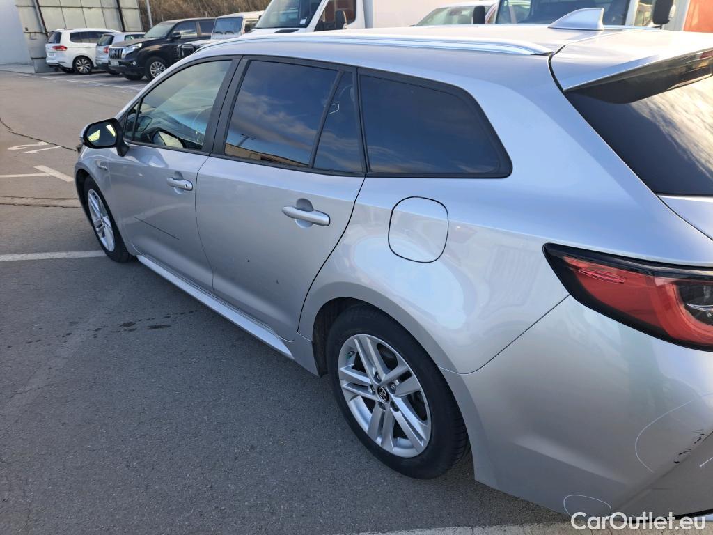  Toyota  Corolla TOYOTA  / 2019 / 5P / familiar 1.8 125H ACTIVE TECH E-CVT TOU SPORT #35