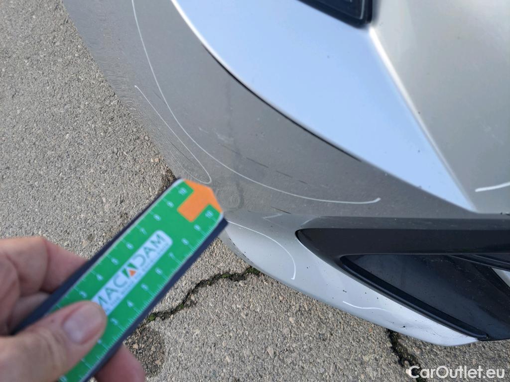  Toyota  Corolla TOYOTA  / 2019 / 5P / familiar 1.8 125H ACTIVE TECH E-CVT TOU SPORT #40