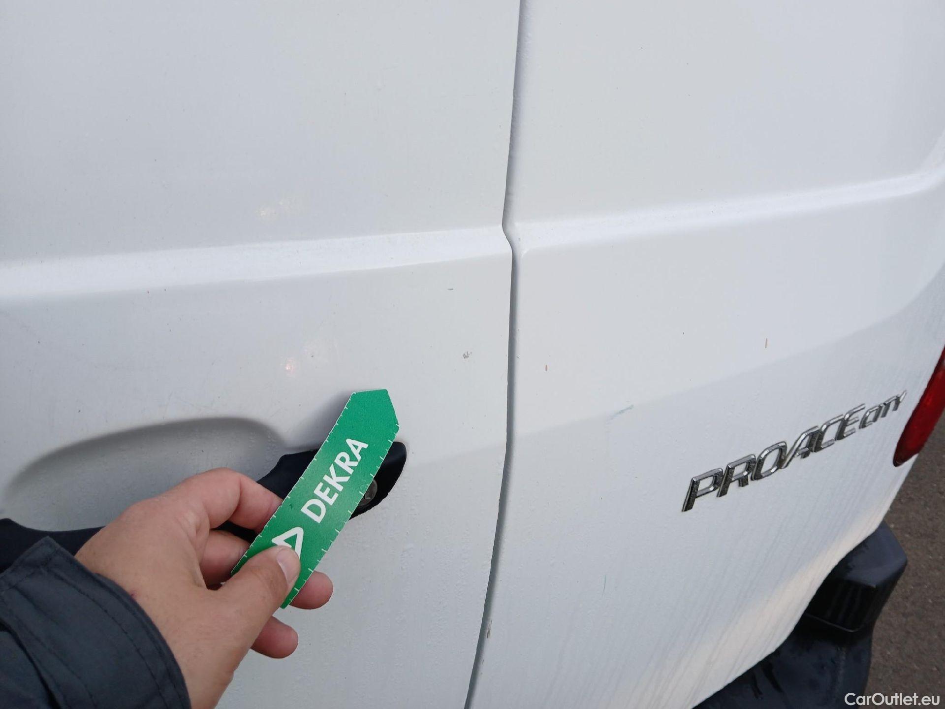  Toyota  Proace TOYOTA  1.5D 75kW (100CV) GX 650kg Media (AC) #27