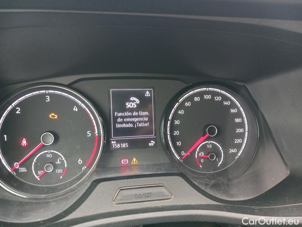  Land Rover  Discovery VOLKSWAGEN Transporter / 2020 / 4P / furgón Furgón Corto TN 2.0 TDI 110kW 4MO #33