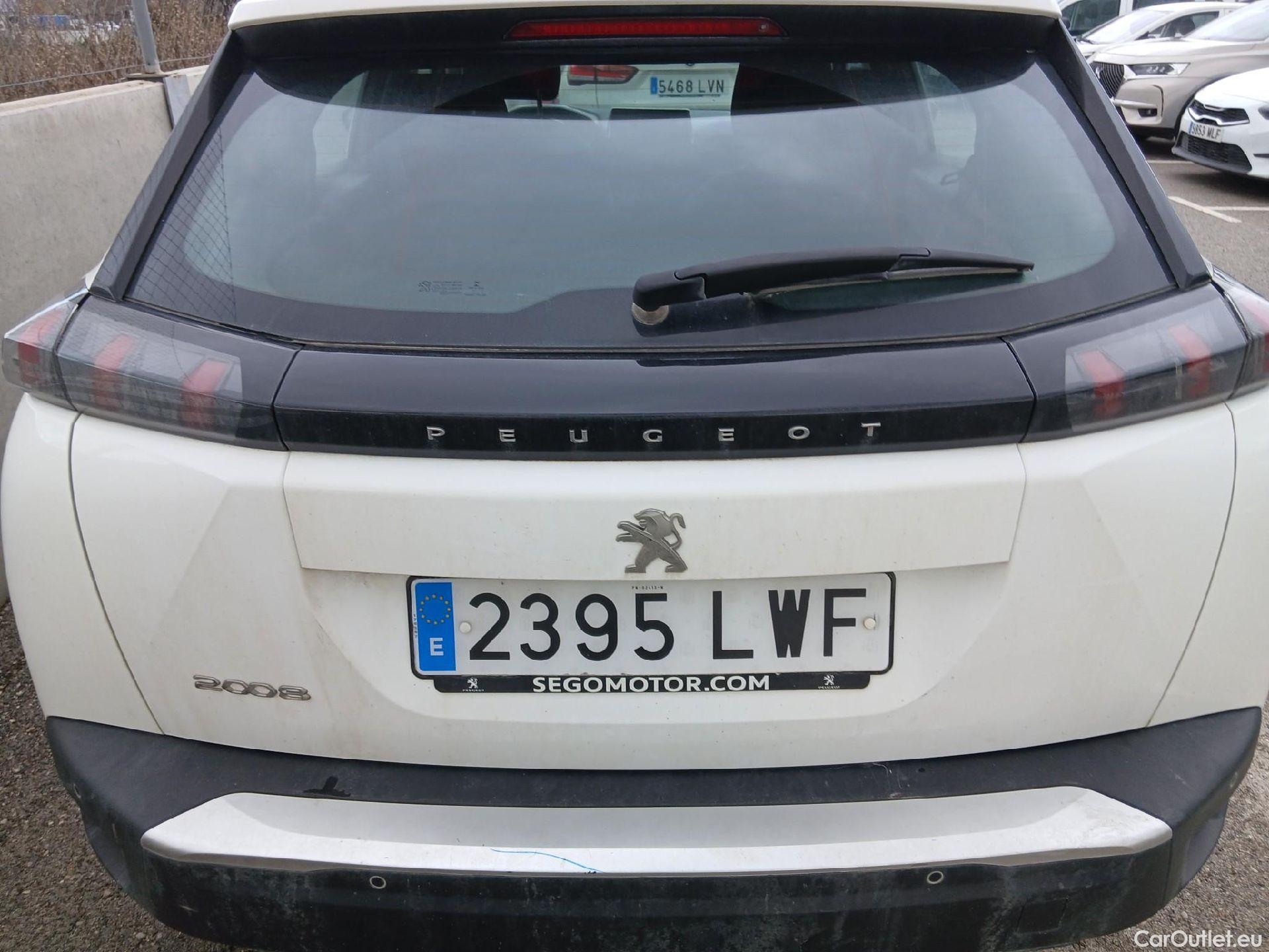  Peugeot  2008 PEUGEOT  / 2019 / 5P / todoterreno Active BlueHDI 81kW (110CV) #35