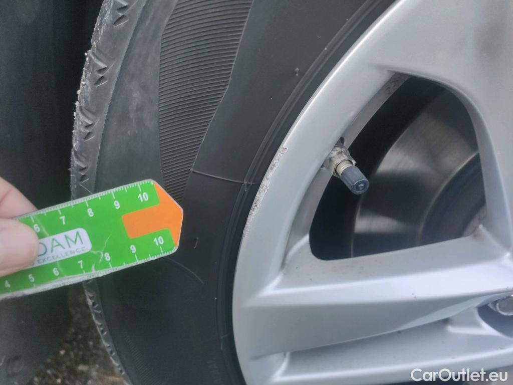  Toyota  Corolla TOYOTA  1.8 125H ACTIVE TECH E-CVT (CX) #10