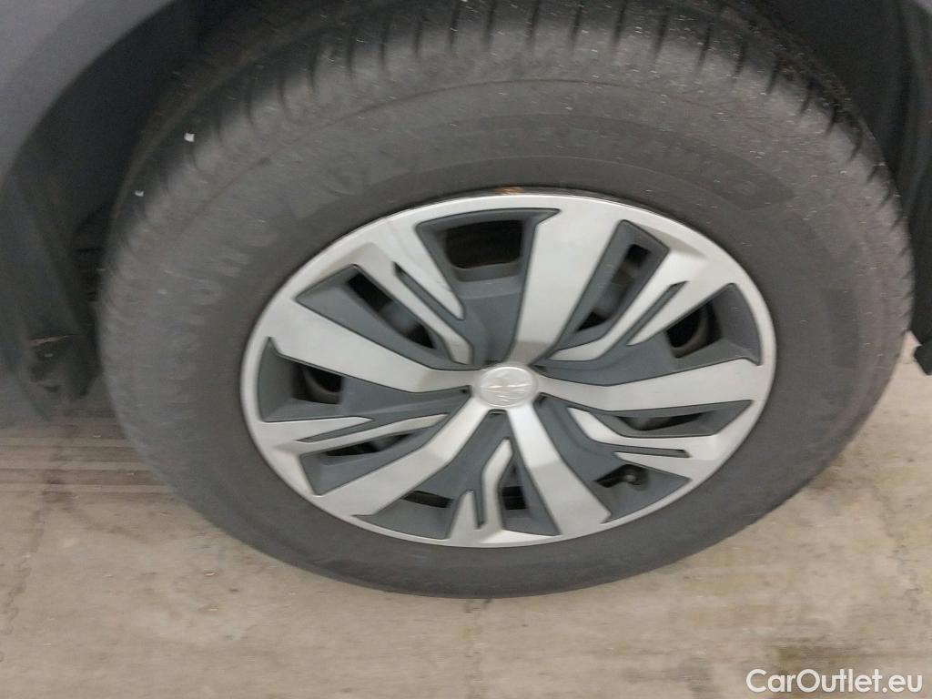  Peugeot  2008 PEUGEOT  / 2019 / 5P / todoterreno Active Puretech 100 S&S BVM6 #11