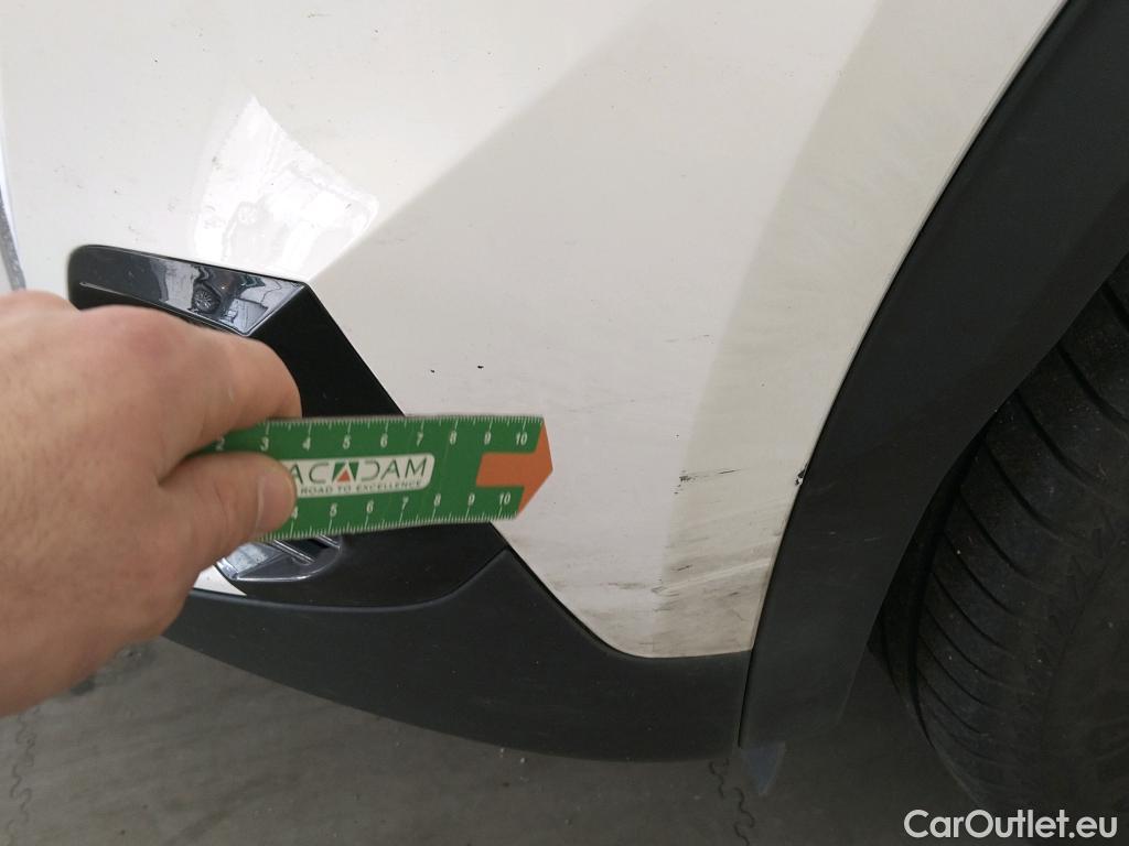  Peugeot  2008 PEUGEOT  / 2019 / 5P / todoterreno Active Puretech 100 S&S BVM6 #10