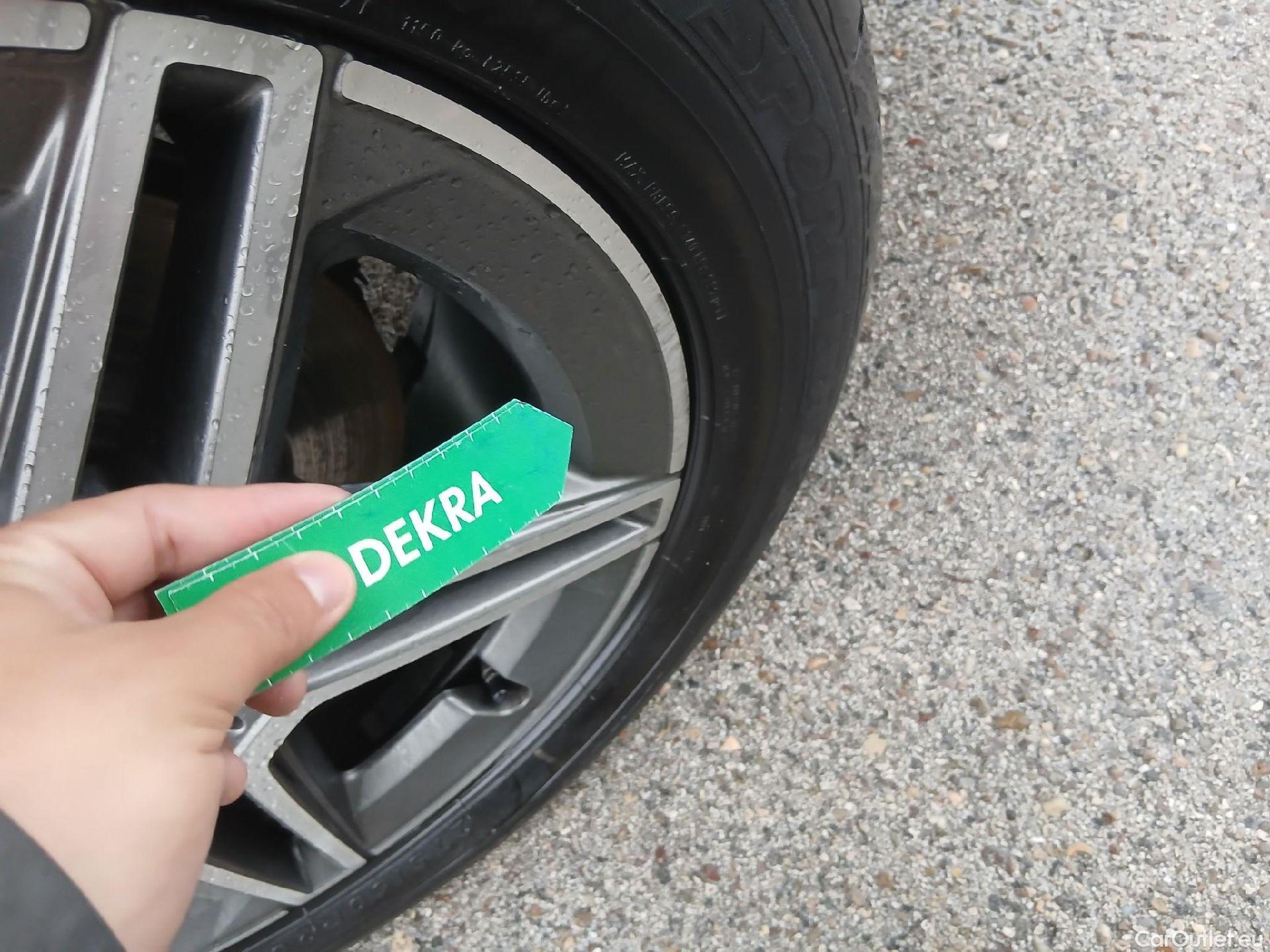  Mercedes  G-Klasee MERCEDES-BENZ GLE / 2018 / 5P / todoterreno GLE 300 d 4MATIC #12