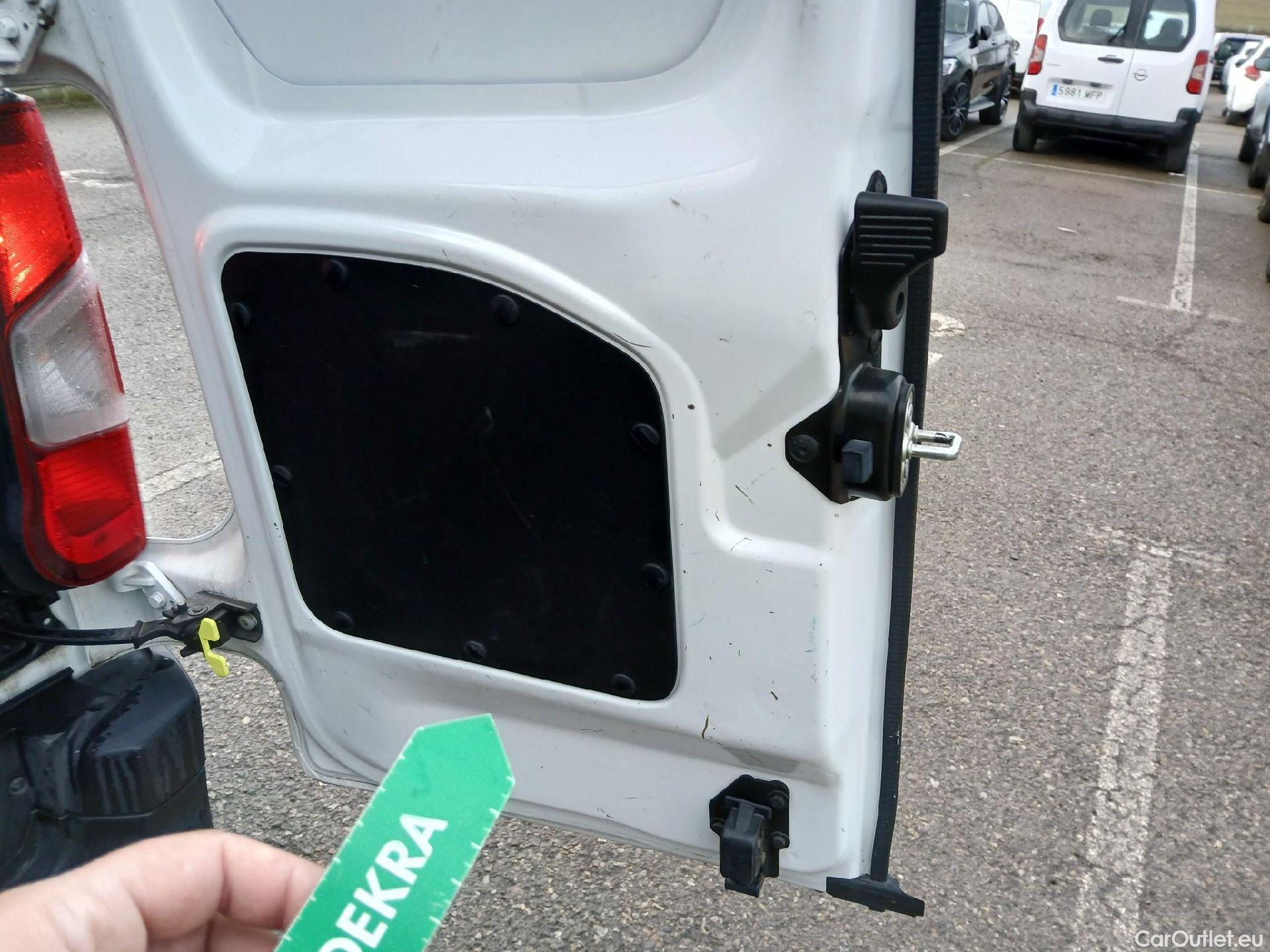  Toyota  Proace TOYOTA  1.5D 75kW (100CV) GX 650kg Media (AC) #6